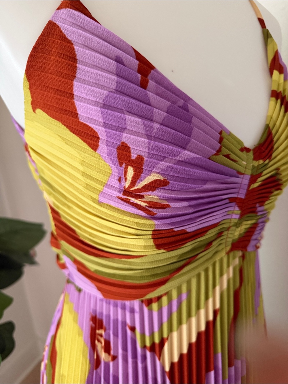 Astr Floral Pleated Spaghetti-Strap Mini Dress - Picture 3 of 7